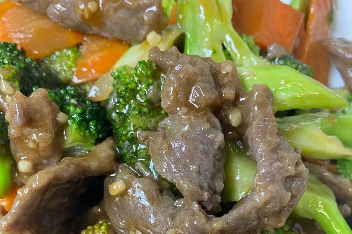 103. Roasted Pork or Beef with Broccoli