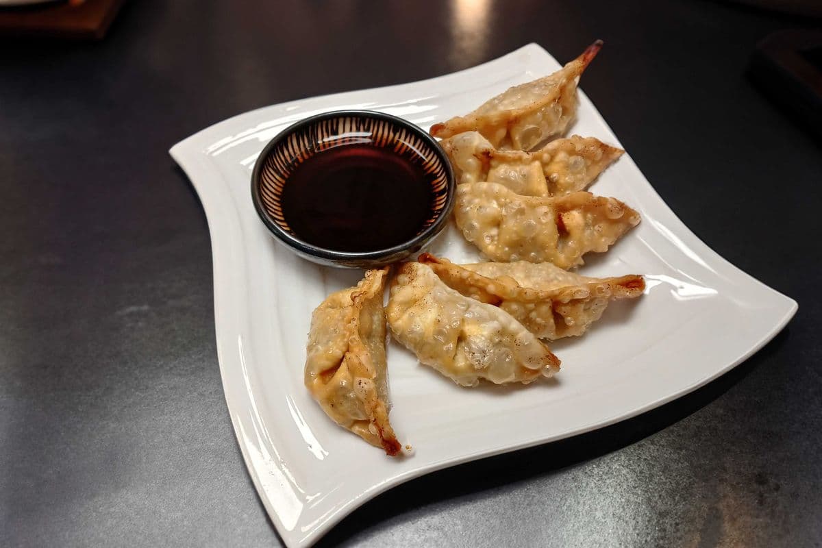 Gyoza (6 pcs)