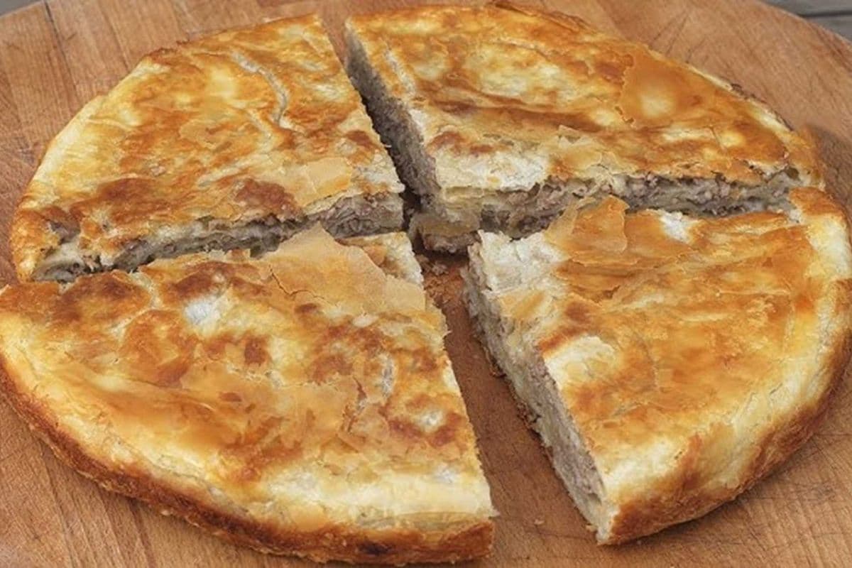 Burek Pastry – Meat (Whole Round) (2320 Cal)