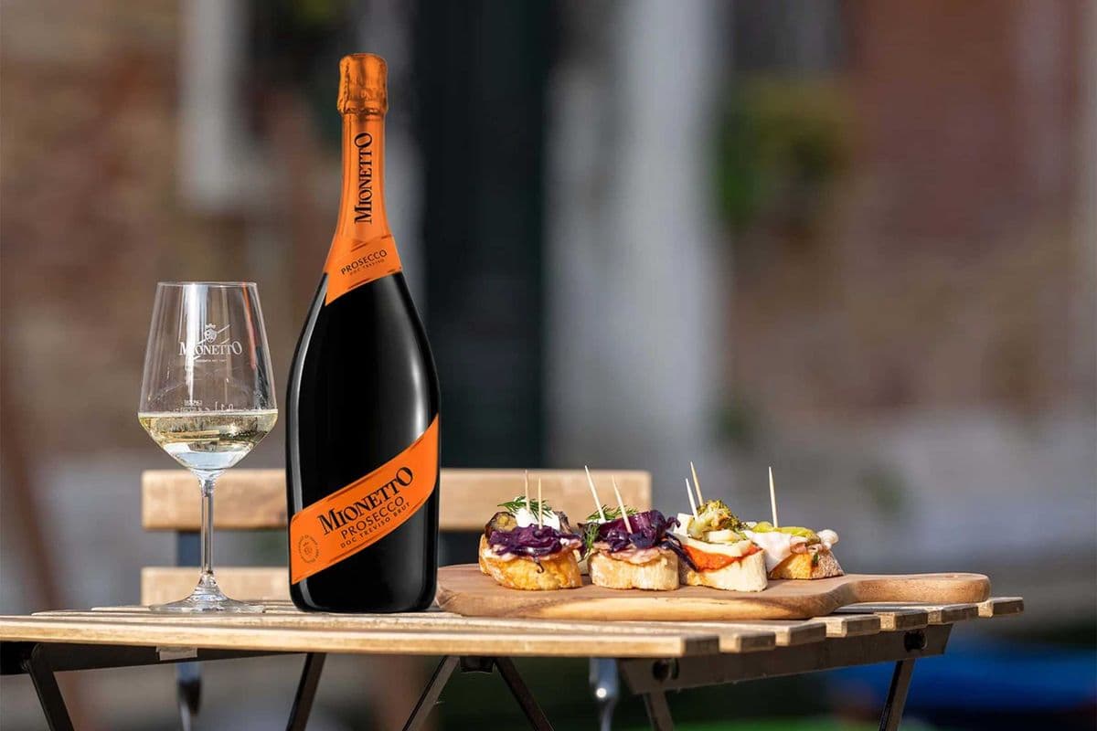 Mionetto Prosecco (750ml) (1 x 750 ml)