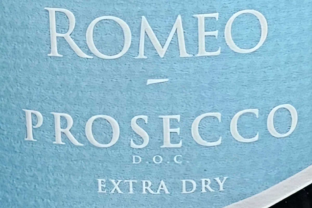 ROMEO Prosecco DOC Extra Dry (750ml Bottle) (1 x 750ml)