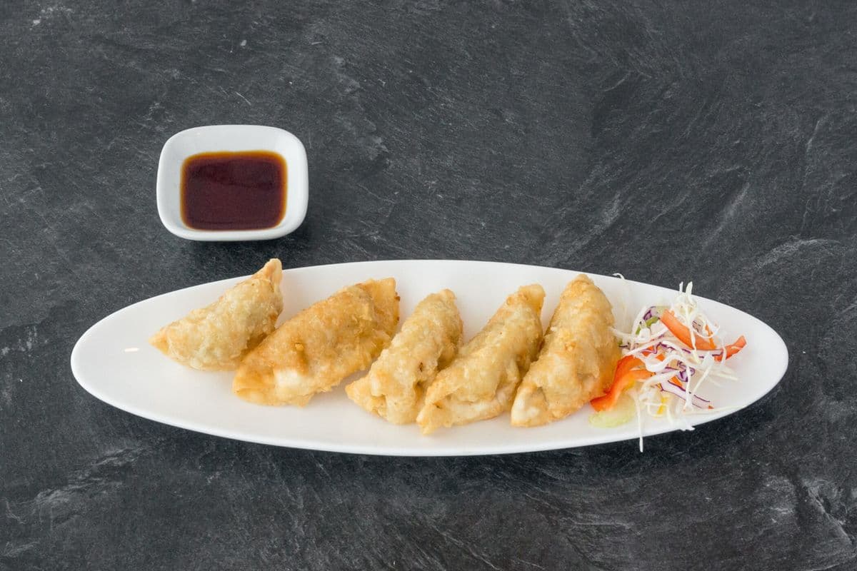 4. Gyoza (5 pcs)