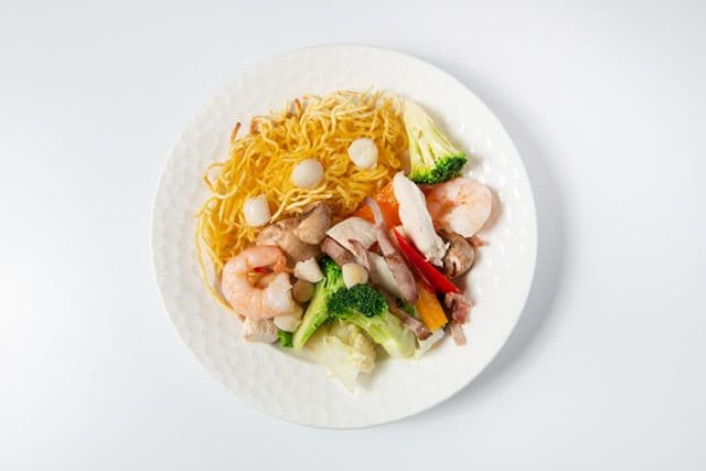 Chow mein mode cantonaise