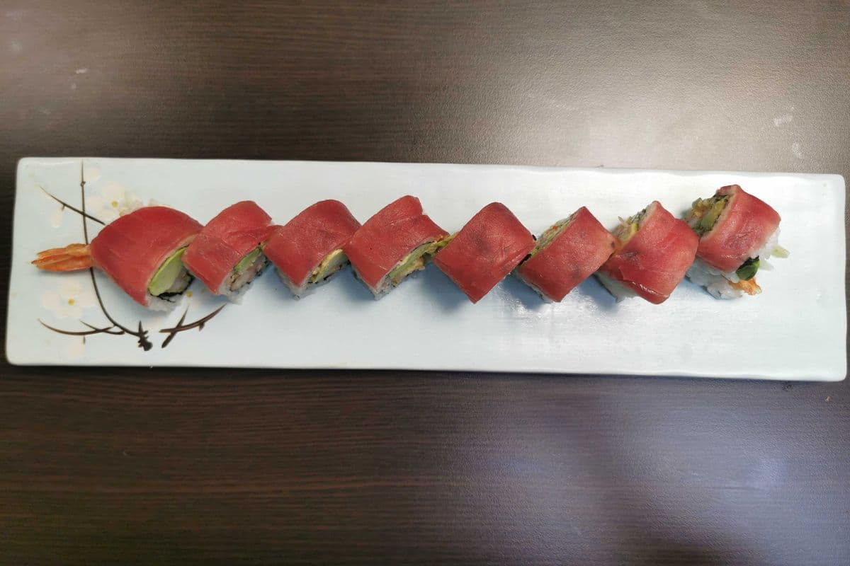 Tuna Dragon Roll