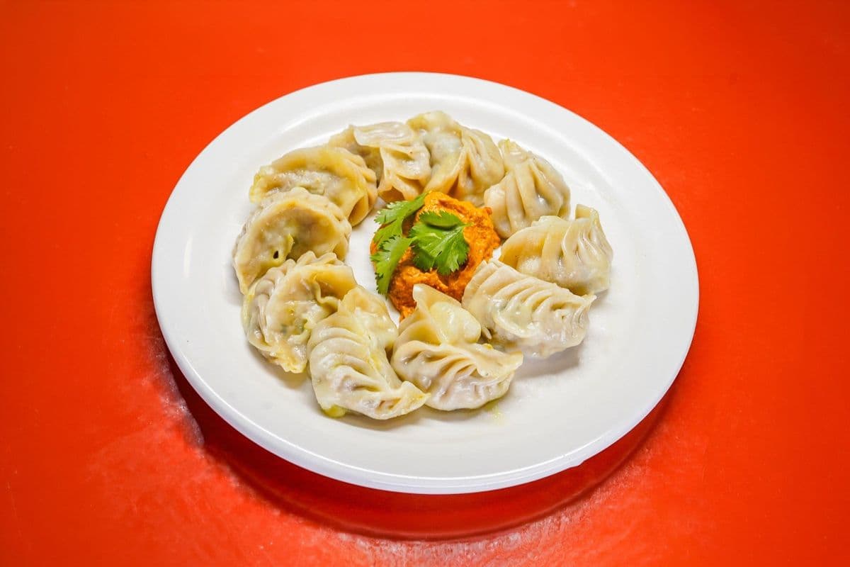 Veggie Steam Momo (10pcs.) IN HOUSE HANDMADE (20oz) (120 Cal)