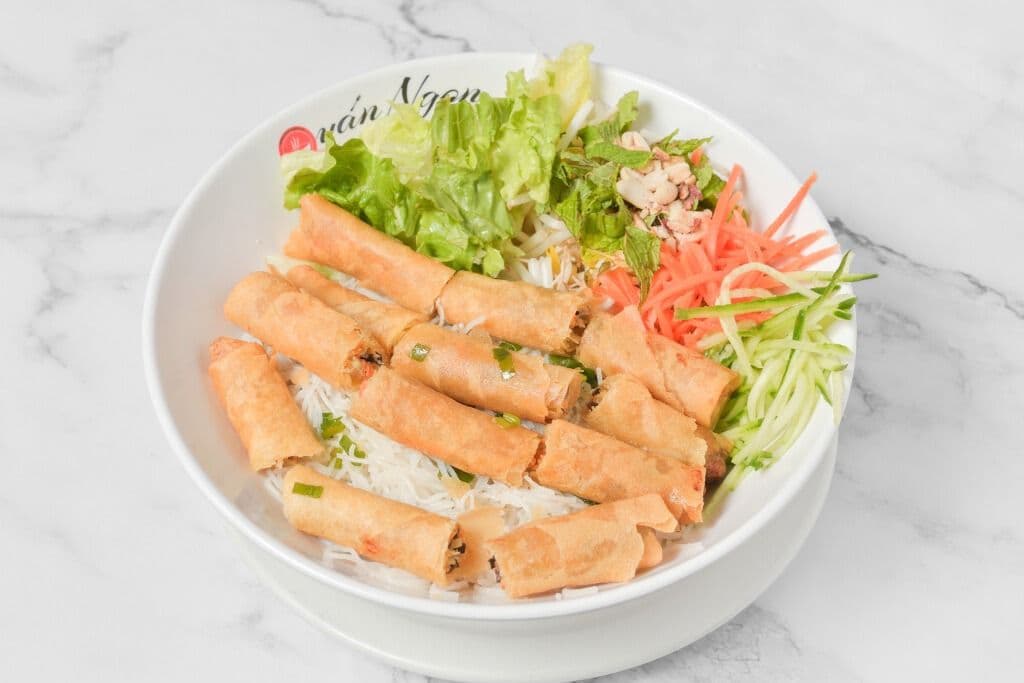 D1. Vegetarian Crispy Spring Rolls Vermicelli
