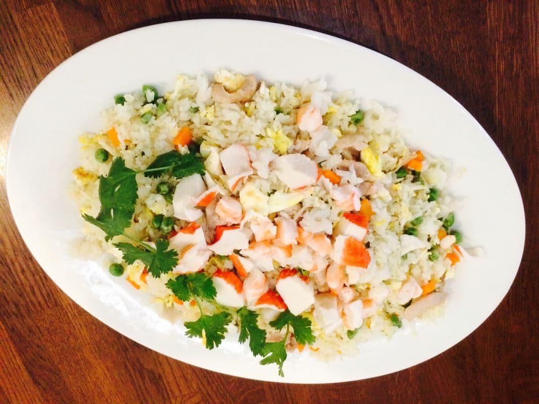 28b. Seafood Fried Rice - Cuon Chien Da Bien