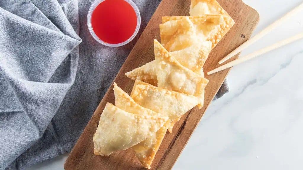 14. Cheese Wontons (8 pcs)