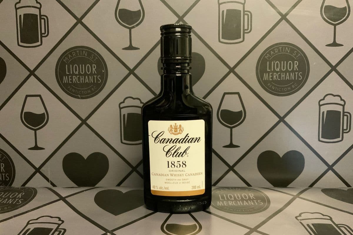 CANADIAN CLUB WHISKY (1 x 200ml)