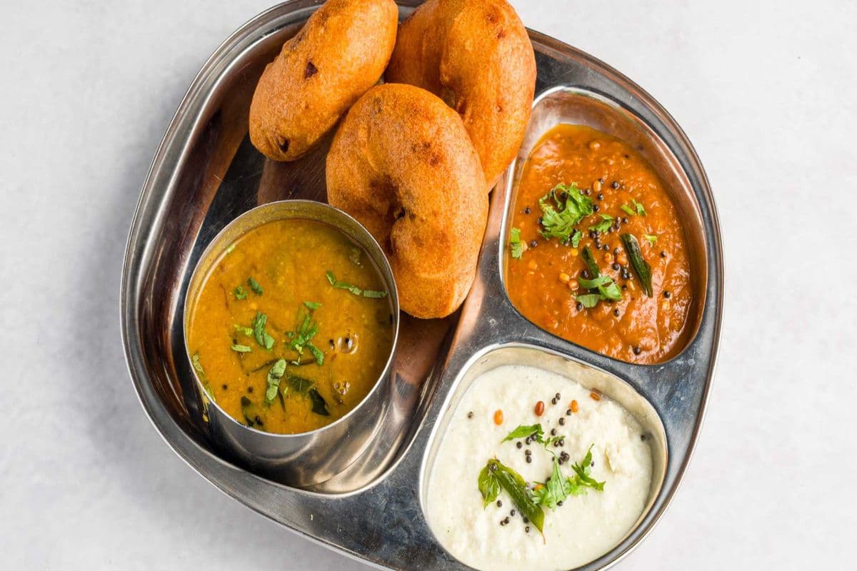 Sambhar Vada