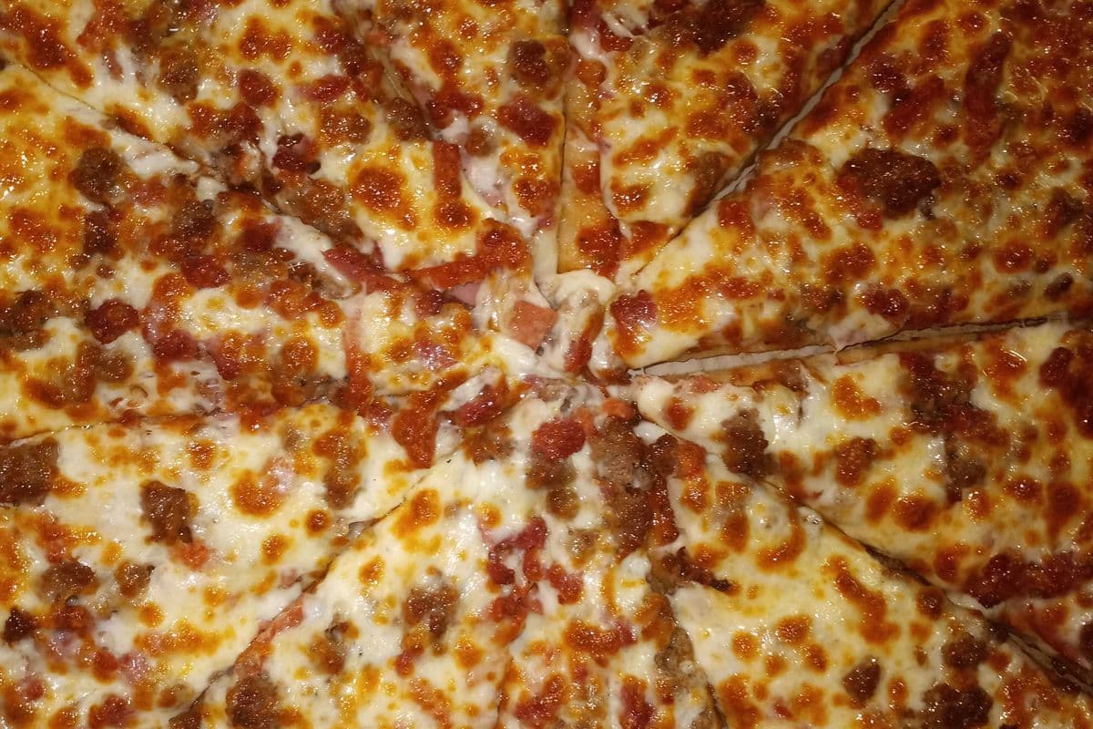 10" Meatzza Pizza