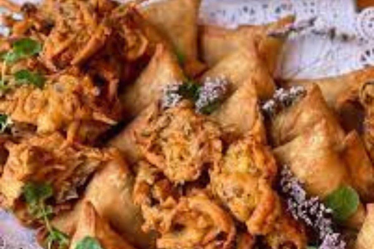 Samosa Pakora Platter