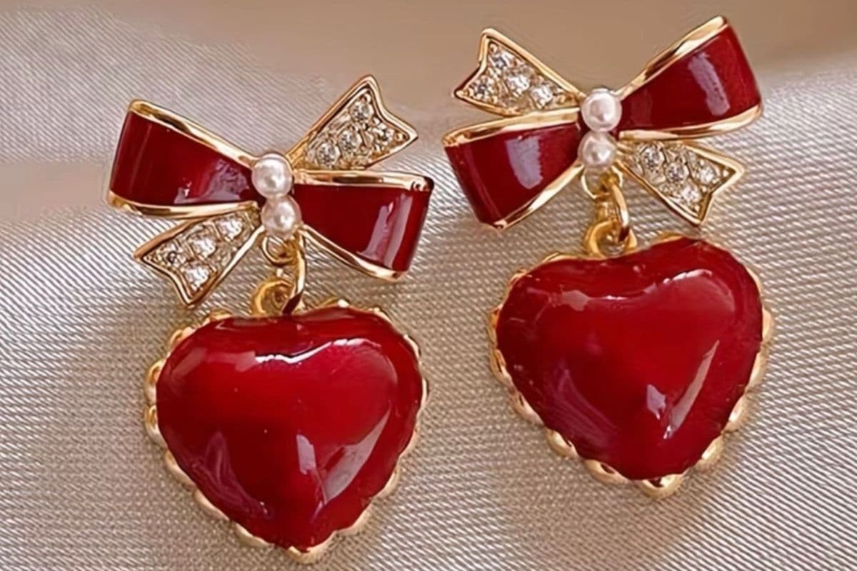Bow Red Heart Drop Studded