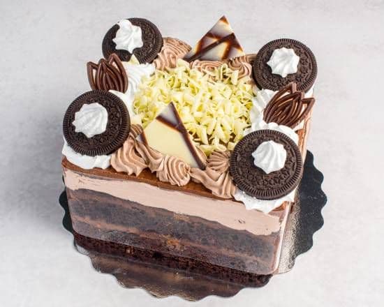 Chocolate Oreo Square Cake
