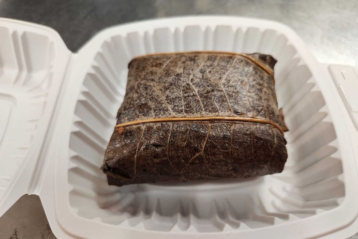 Glutinous Rice wrapped in Lotus Leaf ★ 糯米雞