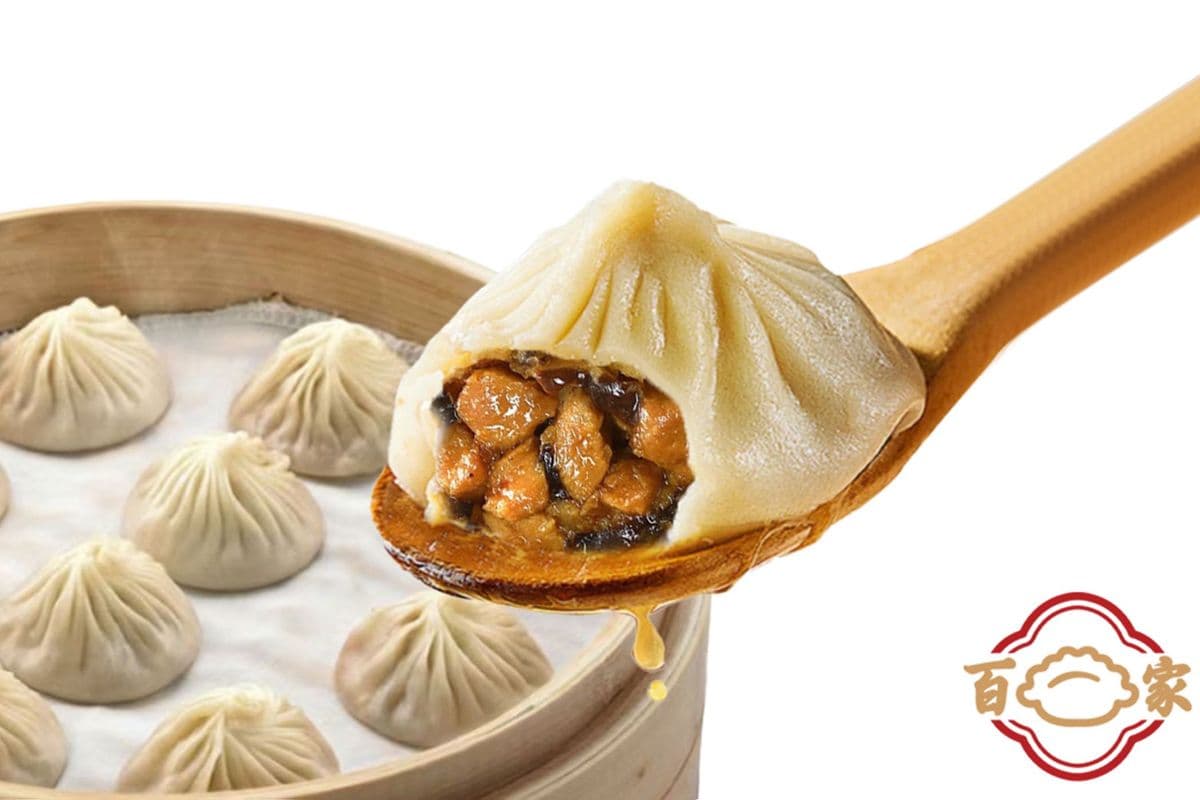 19. Xiaolongbao aux poulet juteux et champignon / Juicy Chicken and Mushroom Xiaolongbao/ 鸡肉香菇小笼包