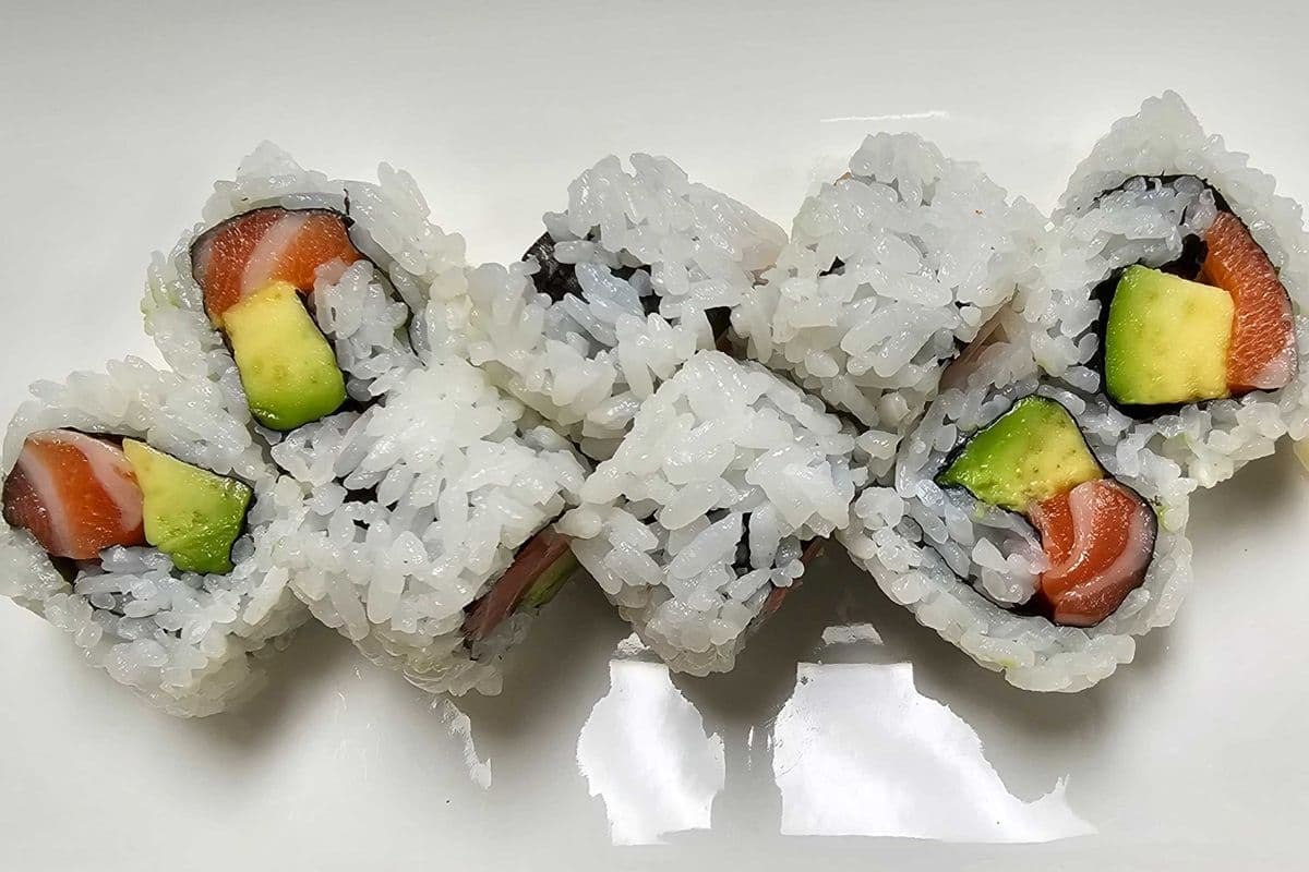 Salmon Avo Roll