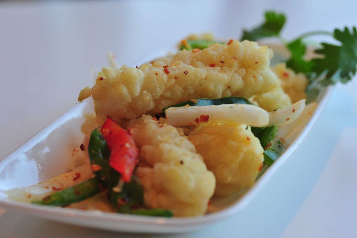 Deep-Fried Squid with Spicy Salt and Chilli