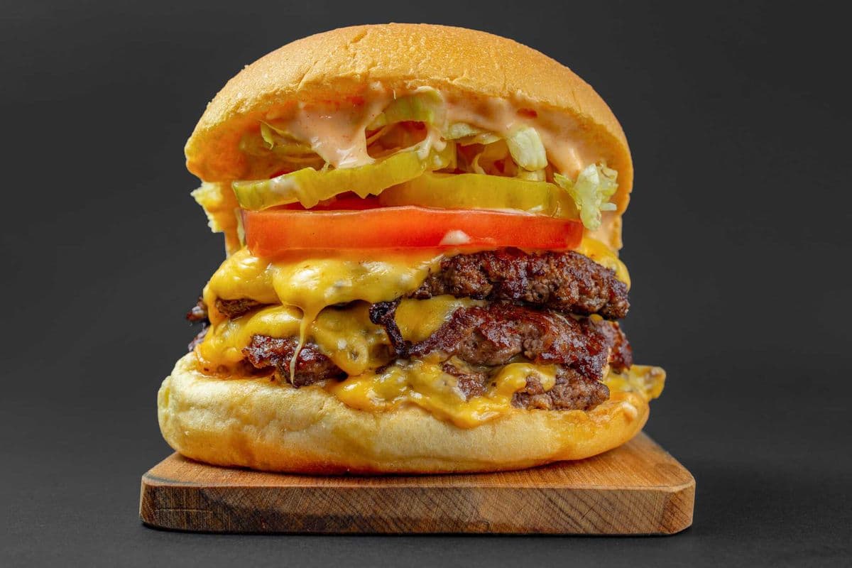 Triple Burger (9 oz)