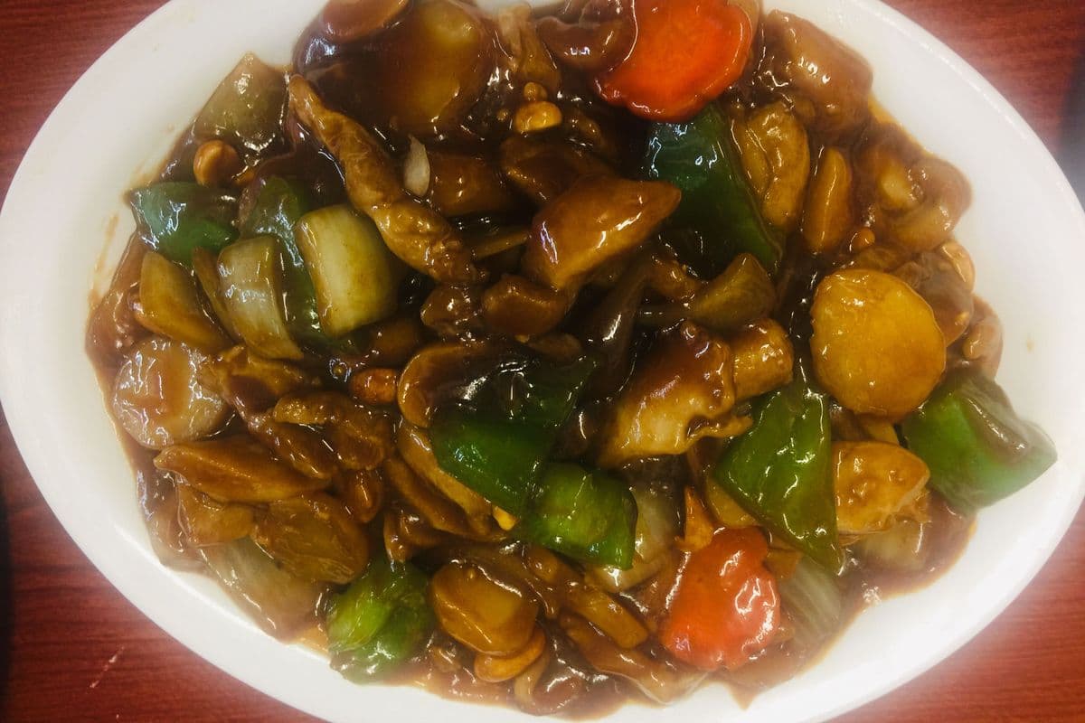 53. Kung Pao Chicken (with Peanut)