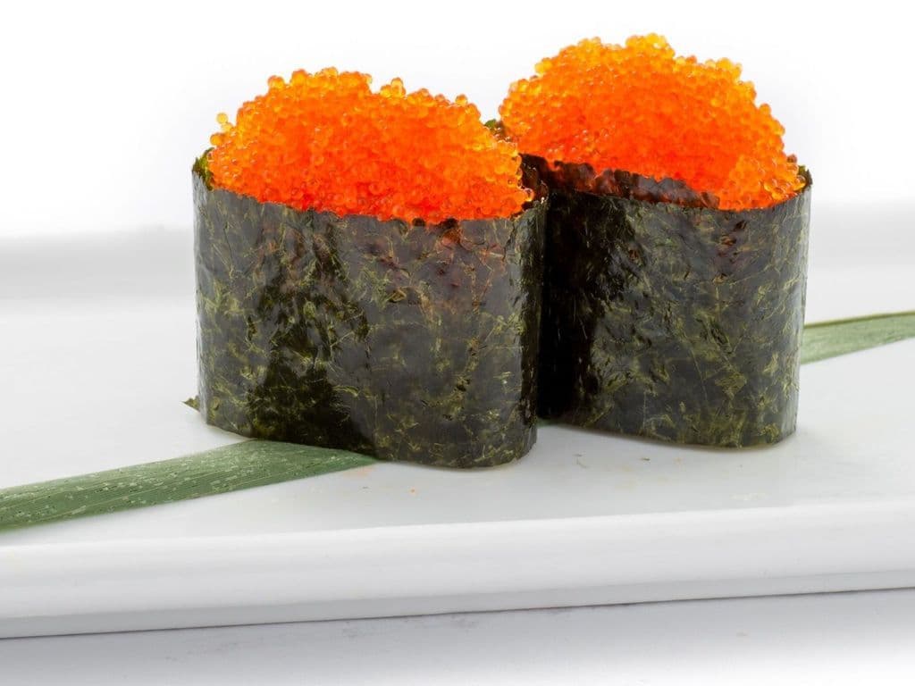 Tobiko Sushi (2 pcs)