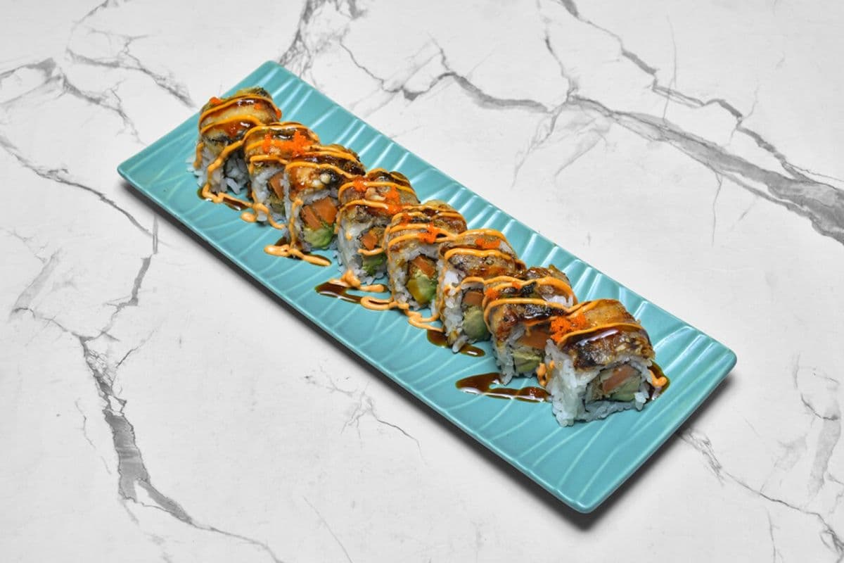 R23. Sweet Angel Roll (8 Pcs)