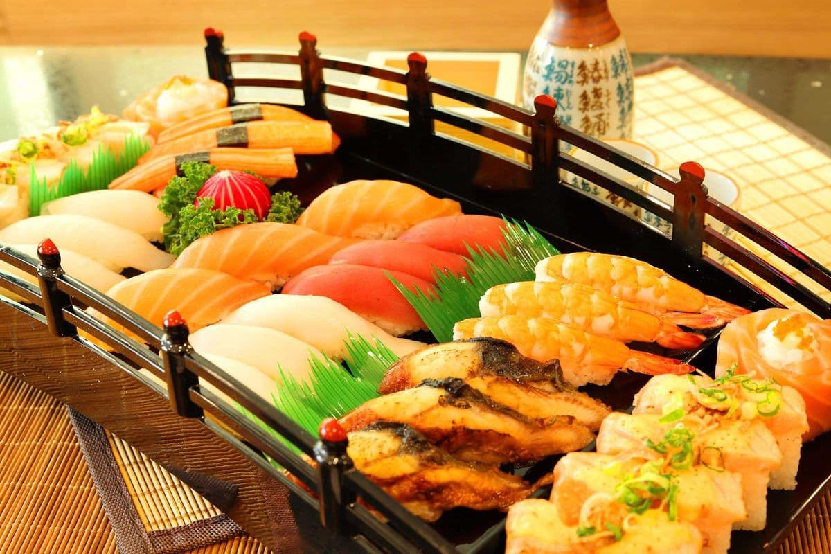 P3. Sushi and Roll Tray C - 50 pcs