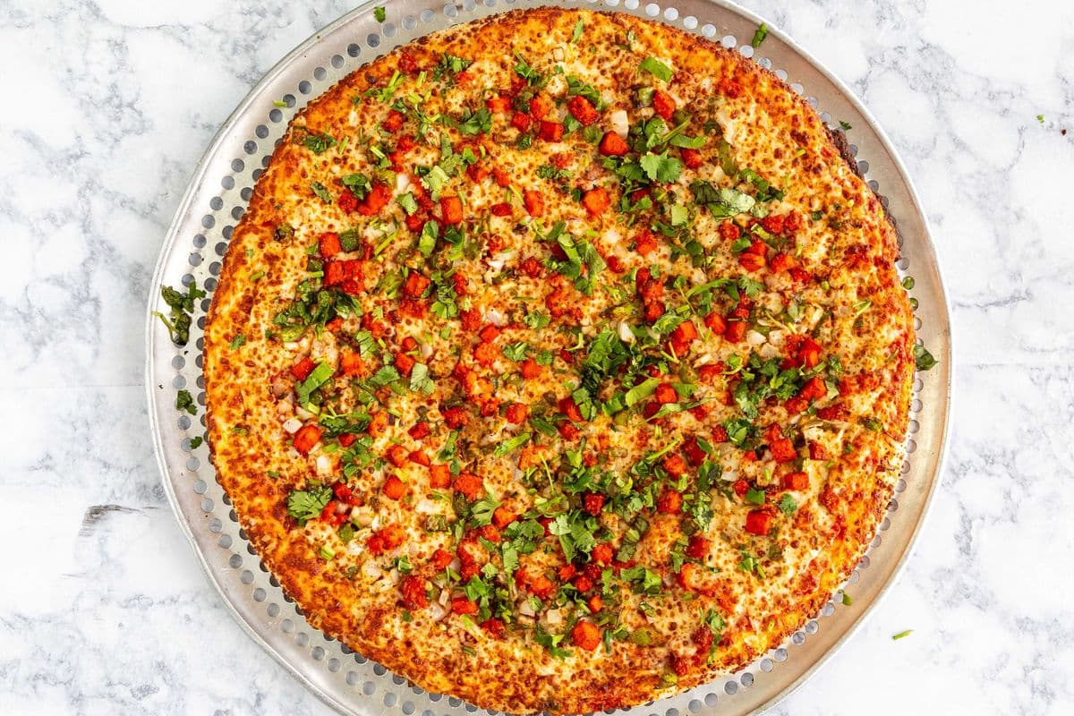 Large Butter Chicken Pizza