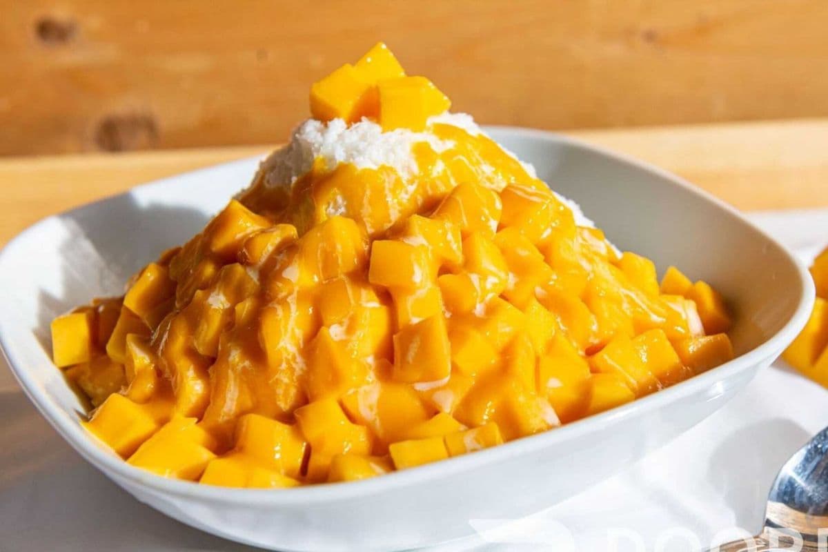 Mango Coconut Bingsoo