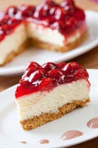 STRAWBERRY CHEESECAKE