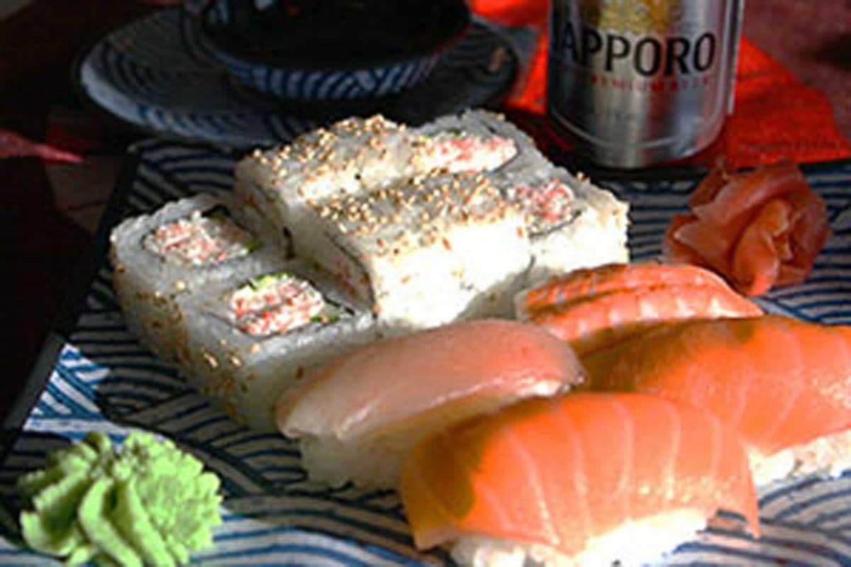 California Combo (Raw and Cooked) (12 pcs)