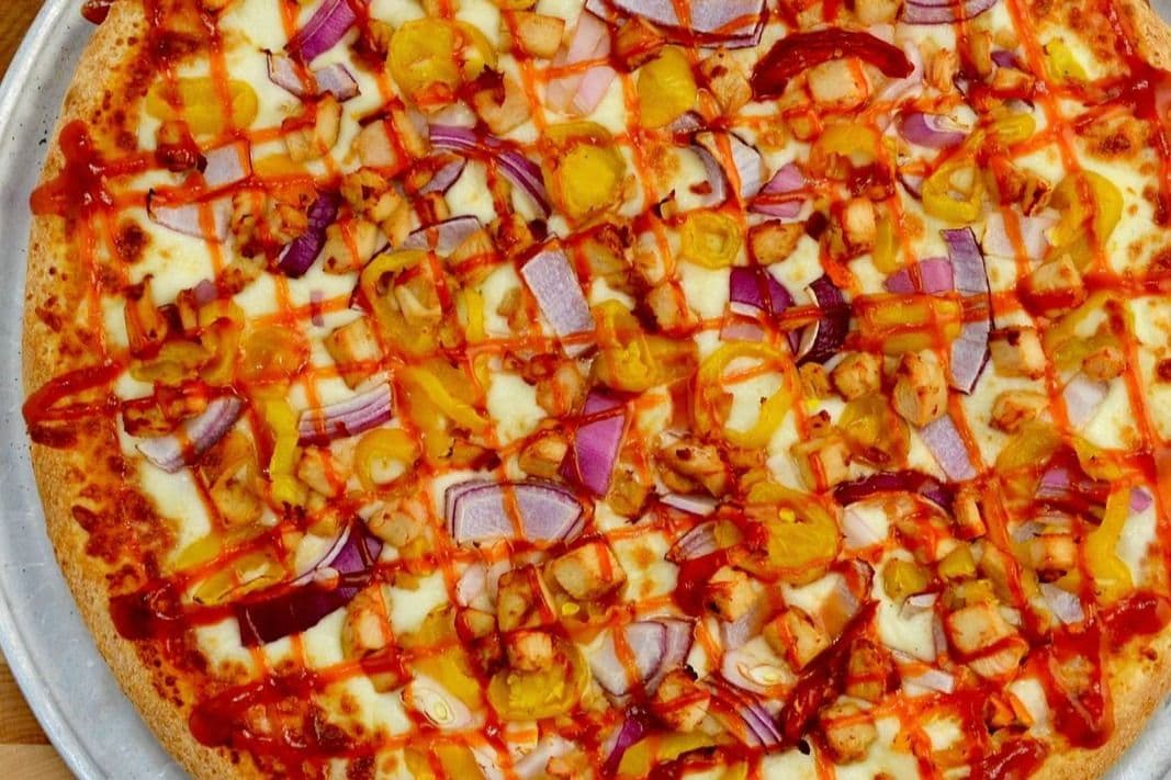 Party Spicy BBQ Chicken Pizza