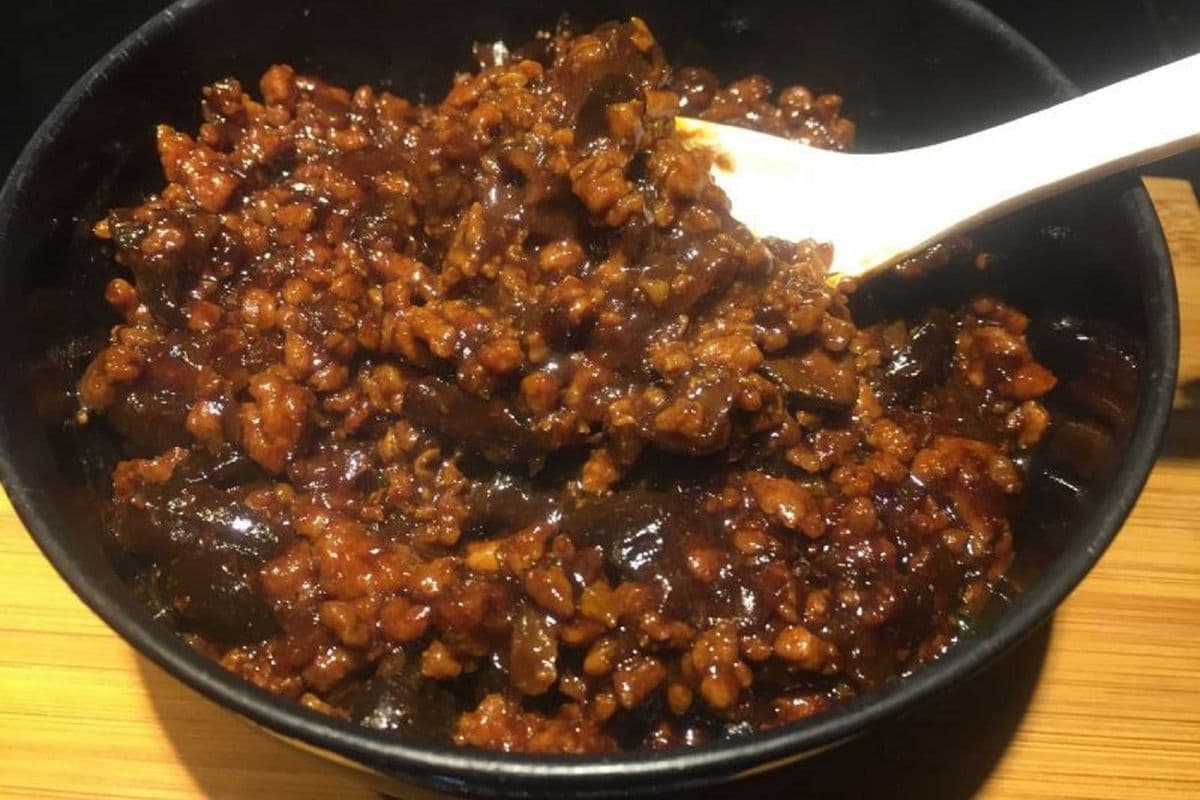 Soyed Minced Pork Rice with Egg 魯肉飯