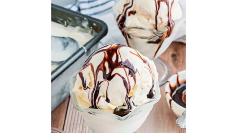 Fudgy Vanilla Icecream 