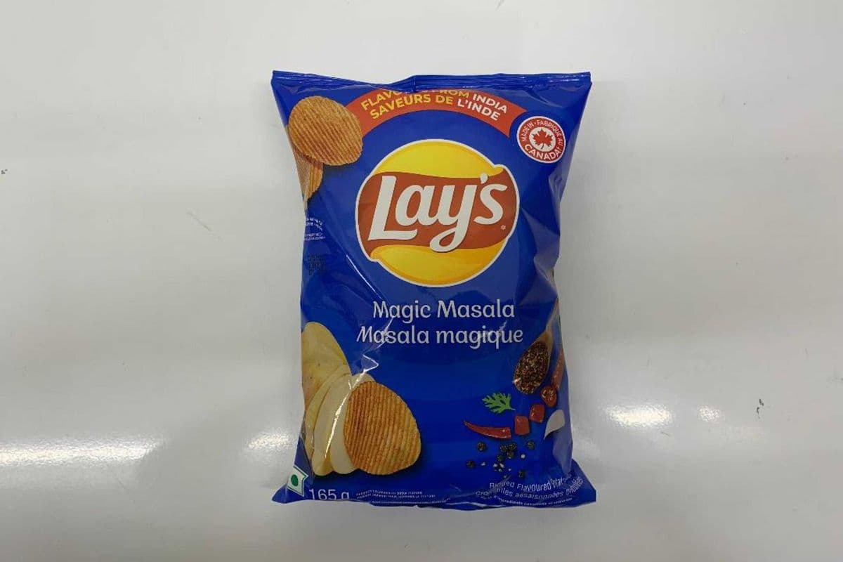 Lay's Magic Masala Potato Chips 165 g