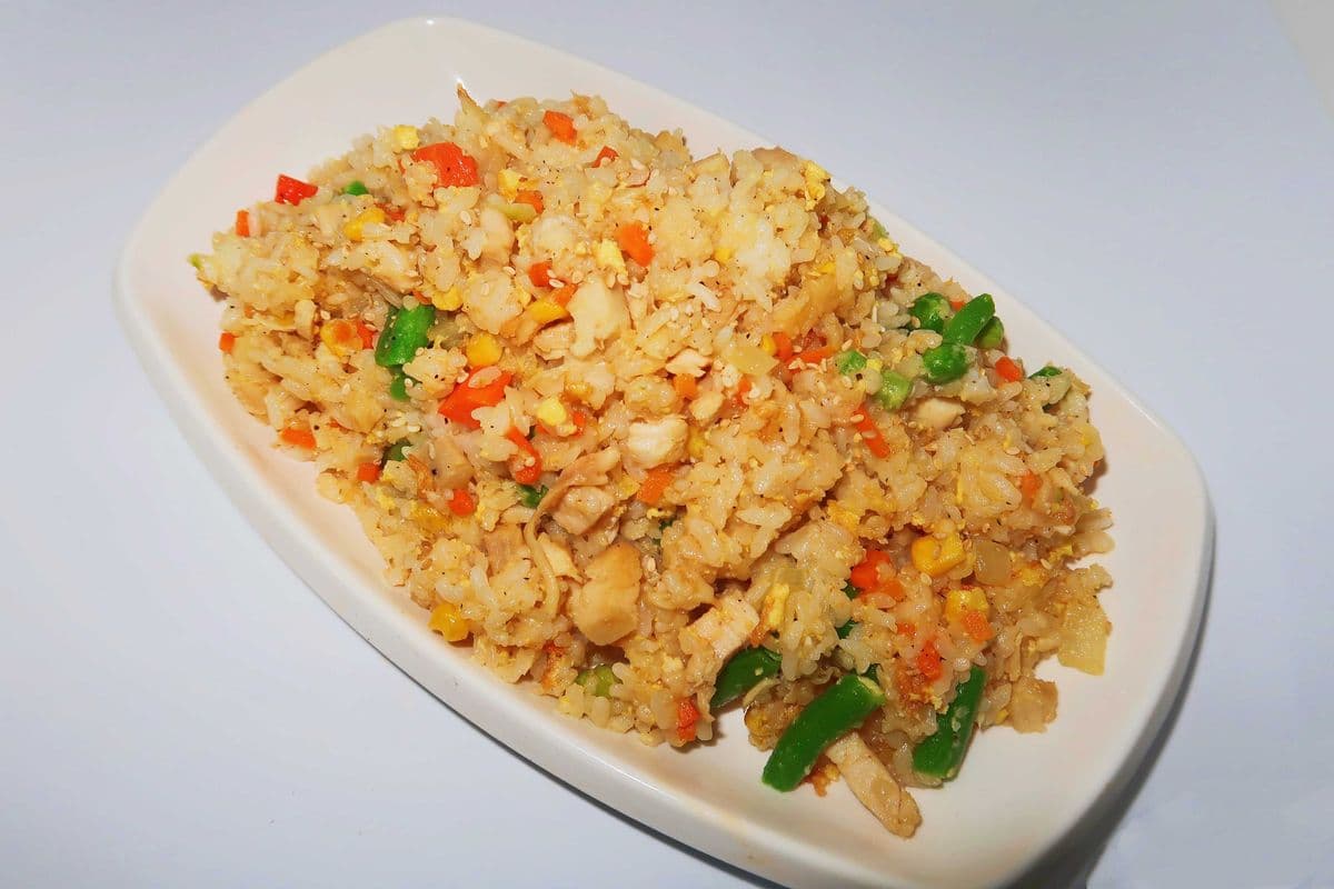 Chicken Fried Rice (치킨볶음밥)