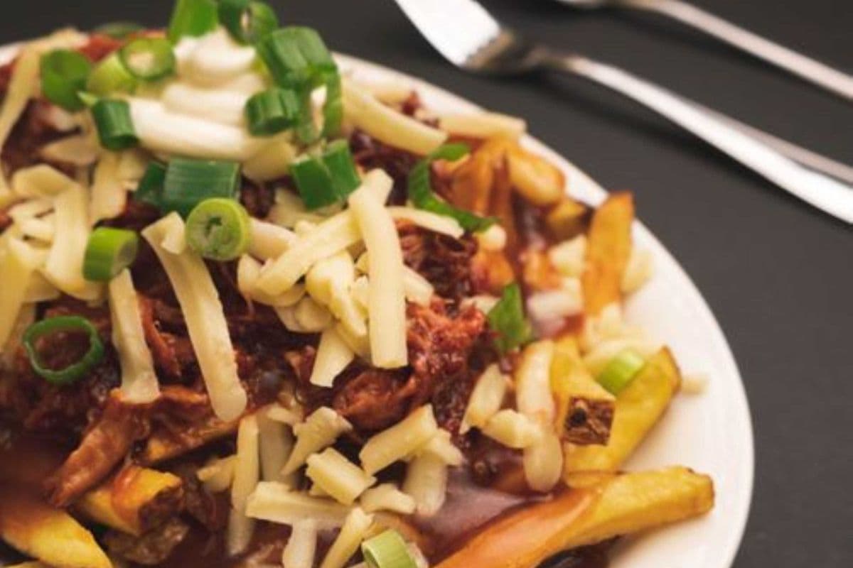 Pulled Piggy Poutine