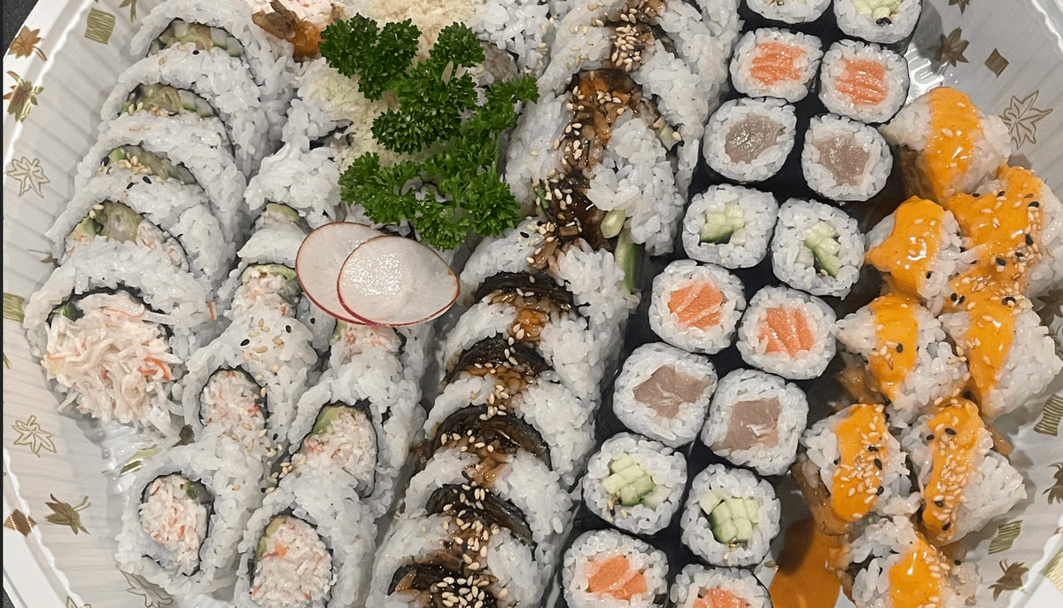 Medium Assorted Roll Tray 10 (62 pcs)