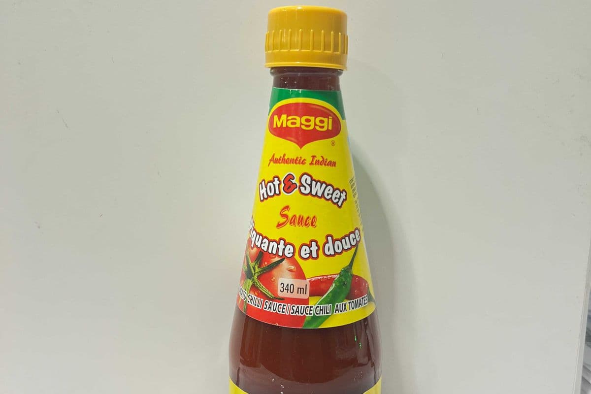 Maggi Hot and Sweet Sauce (340 ml)