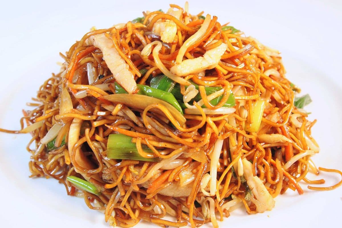 Shredded Chicken Chow Mein