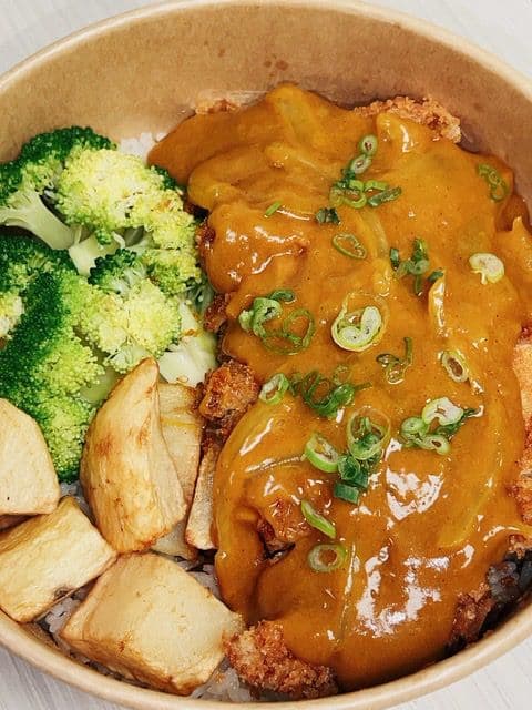 Chicken CURRY Rice Bowl / 日式鸡排咖喱饭