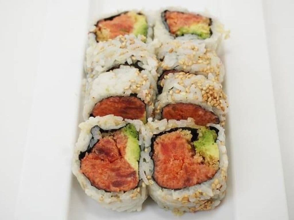 Spicy Crunch Tuna Avocado Roll (8 pcs)