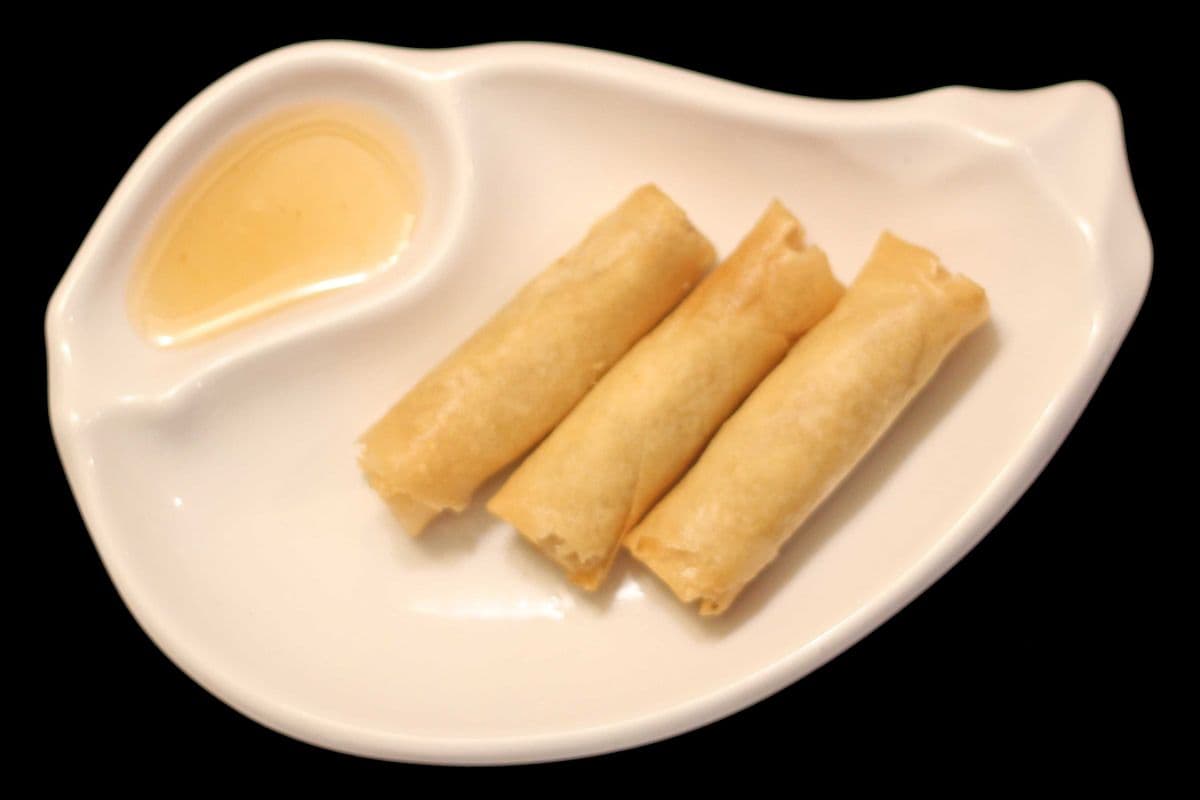 2. Spring Roll (5 pcs)