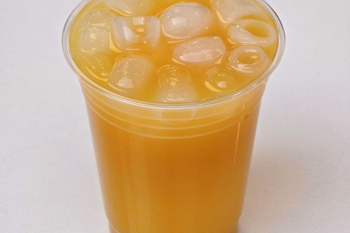 Peach Yakult Mocktail 桃子养乐多🍑🧊