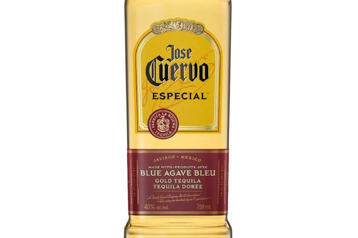 Jose Cuervo Especial Gold Tequila (1 x 750 ml)