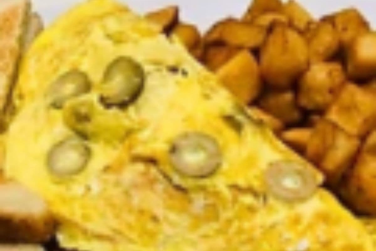21. Greek Omelette