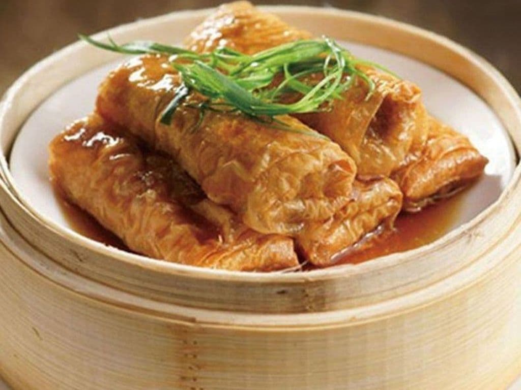 D09 Steamed Veggie Bean Curd Roll