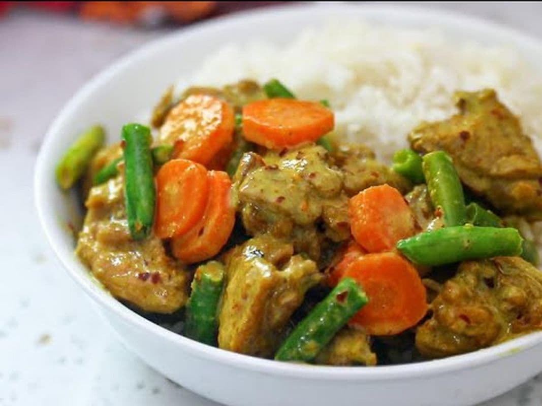 Curry Chicken Meal