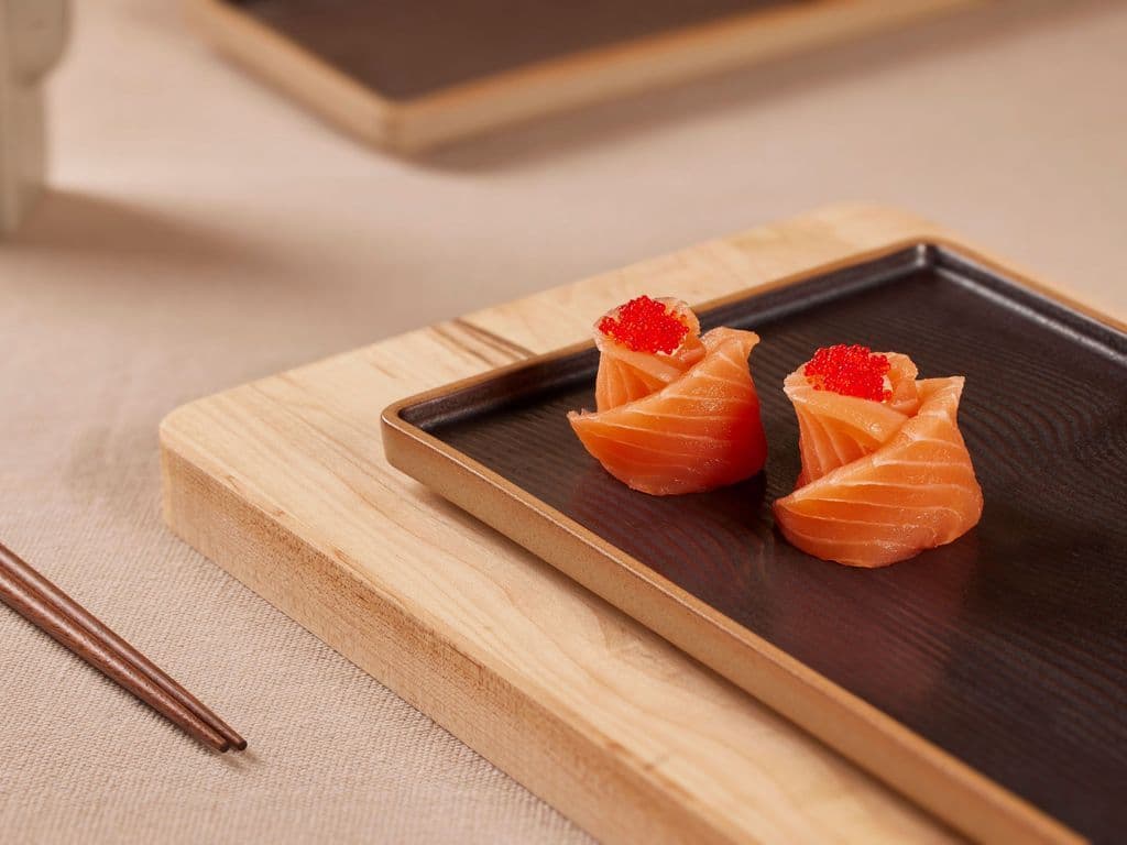 Salmon Rose Sushi (2pcs)