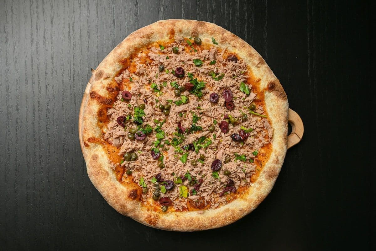 Pizza tunisienne / Tunisian Pizza